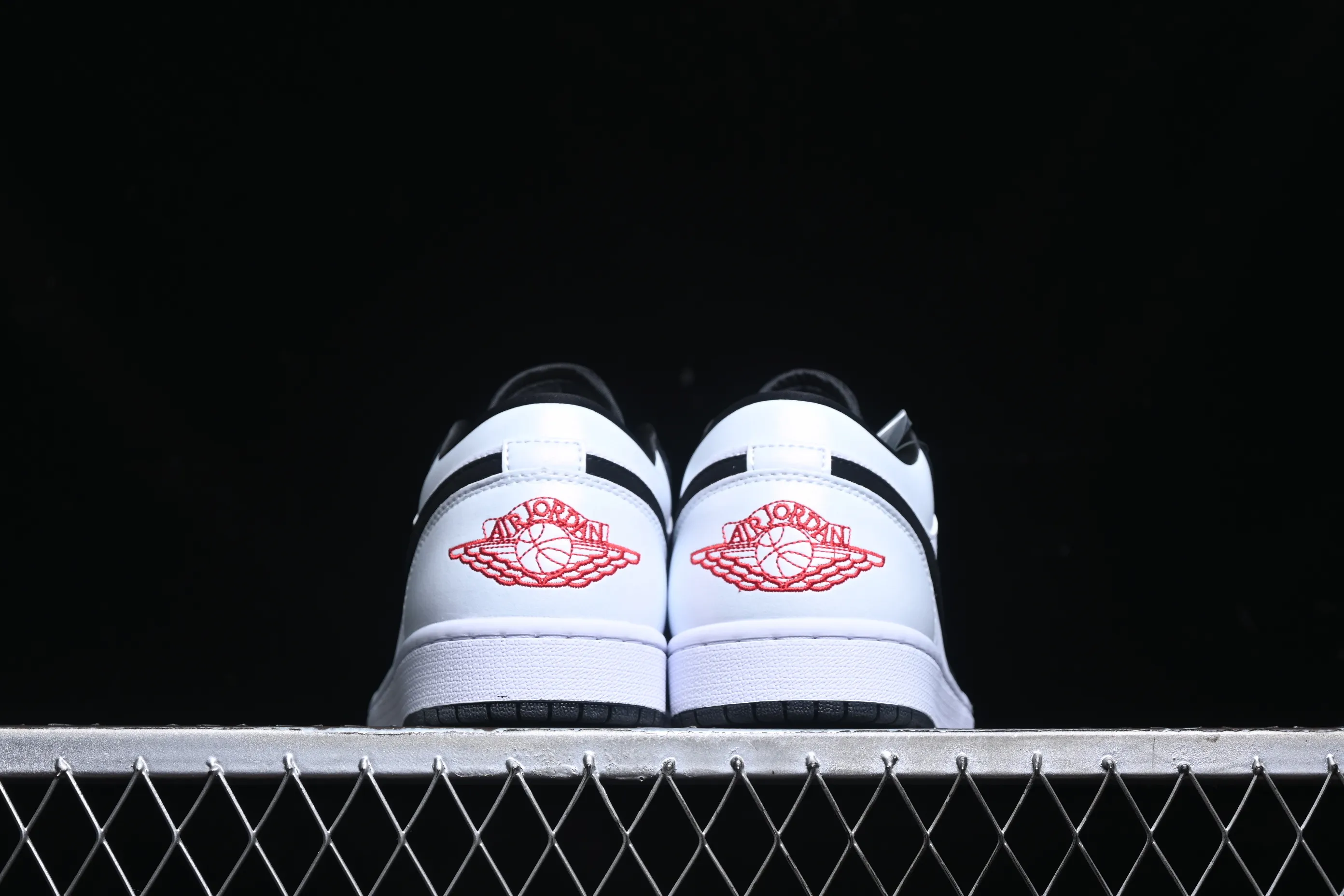 All categories Air Jordan Jordan series basketball shoes Air Jordan 1 Low Air Jordan 1 Low "Panda" AJ1 Joe 1 black and white panda low-top cultural and casual sneakers HF3188-106